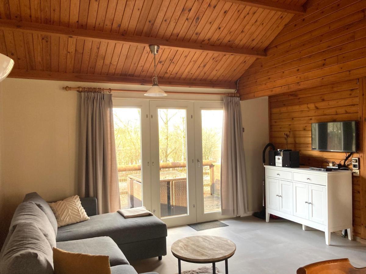 Familie Meys Chalets - Chalet 249 - La Boverie Rendeux Bagian luar foto